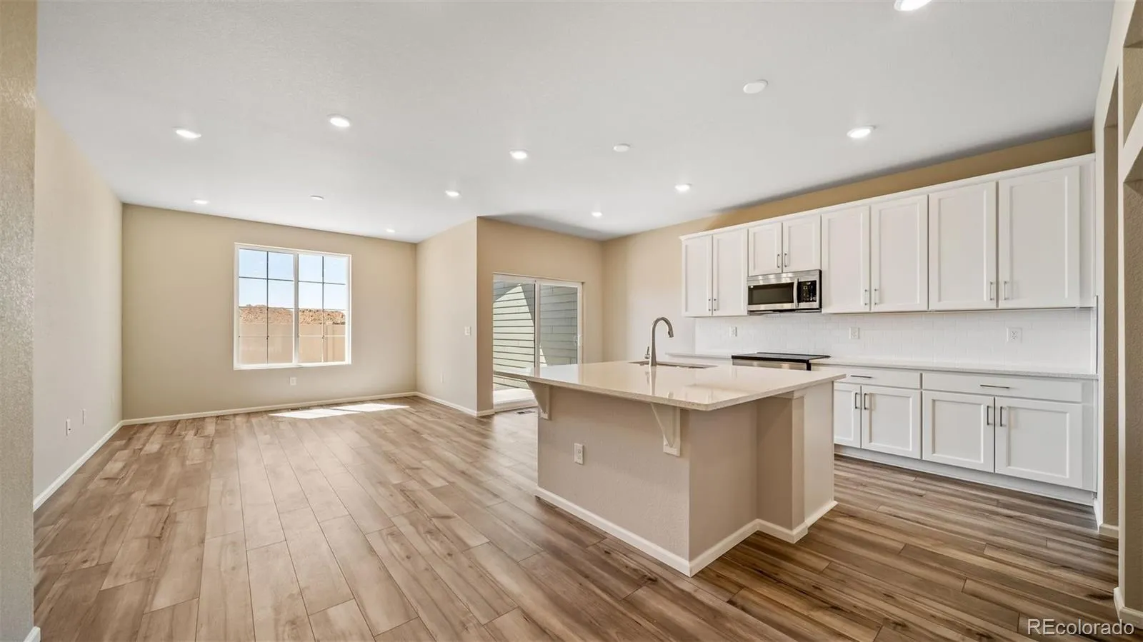 5034 N Tempe Street Aurora CO 80019 MLS #REC5016373 04232026235452 1600 7