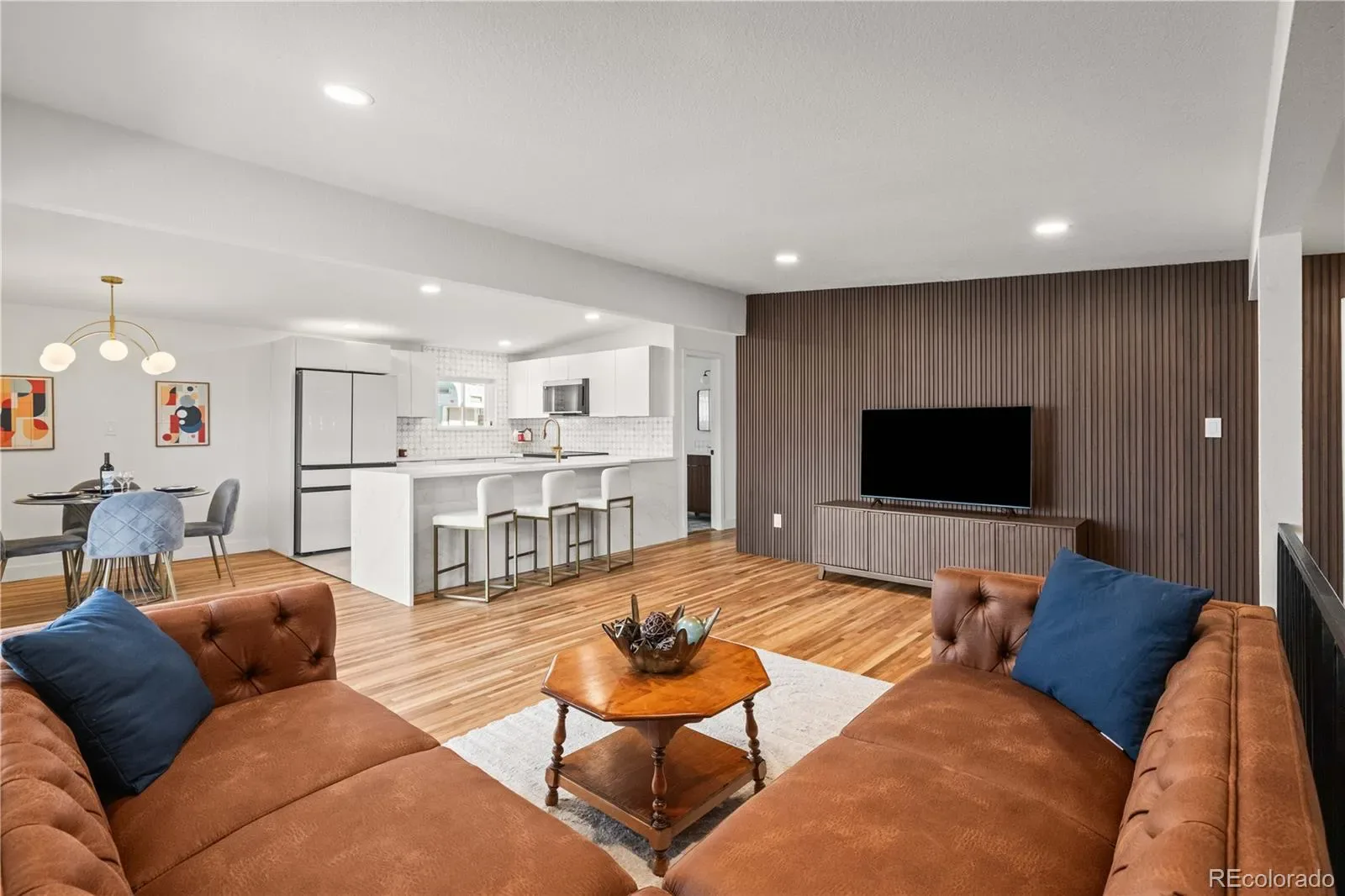 03272026032036 1600 0