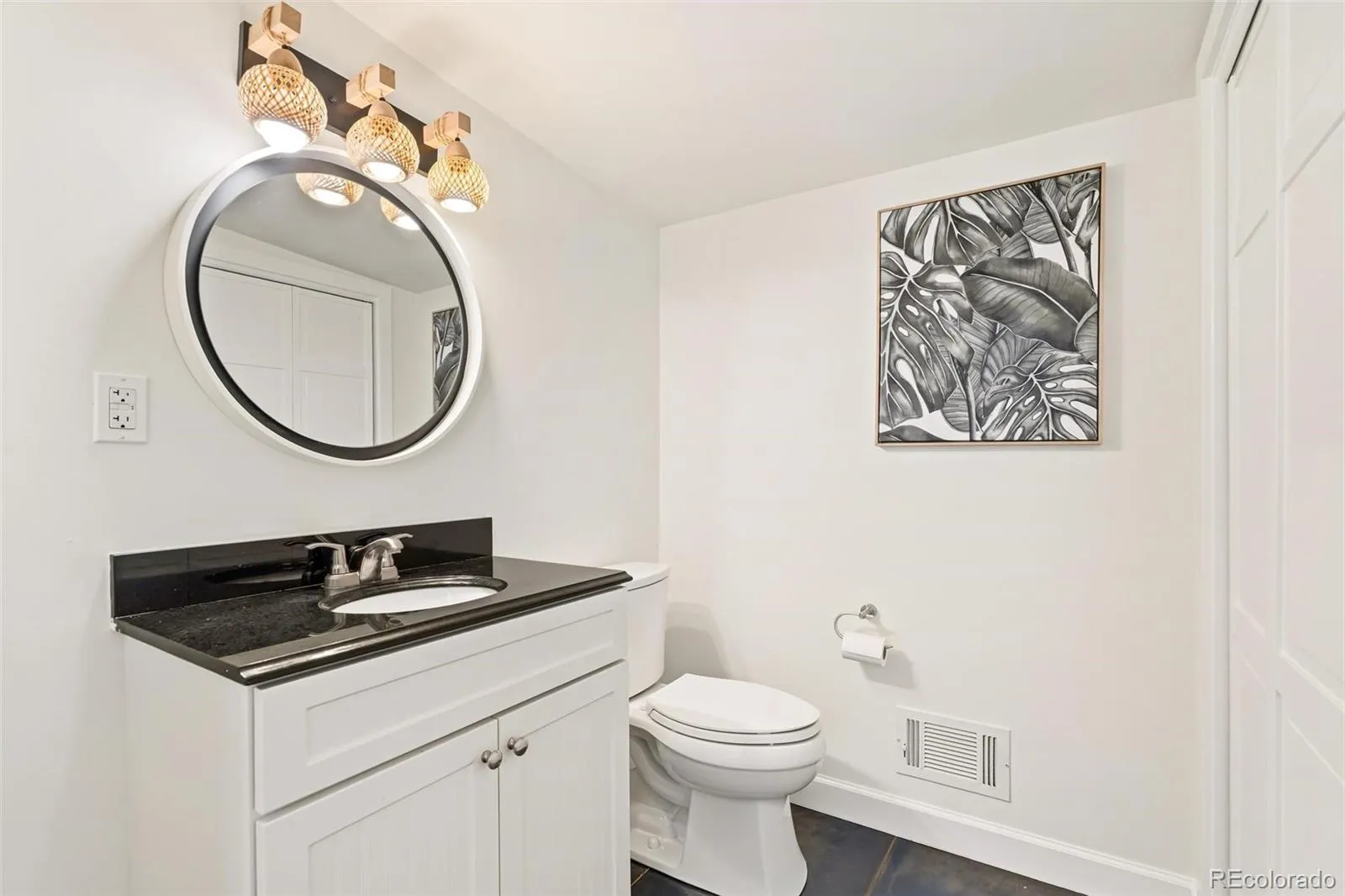 04172026213237 1600 18