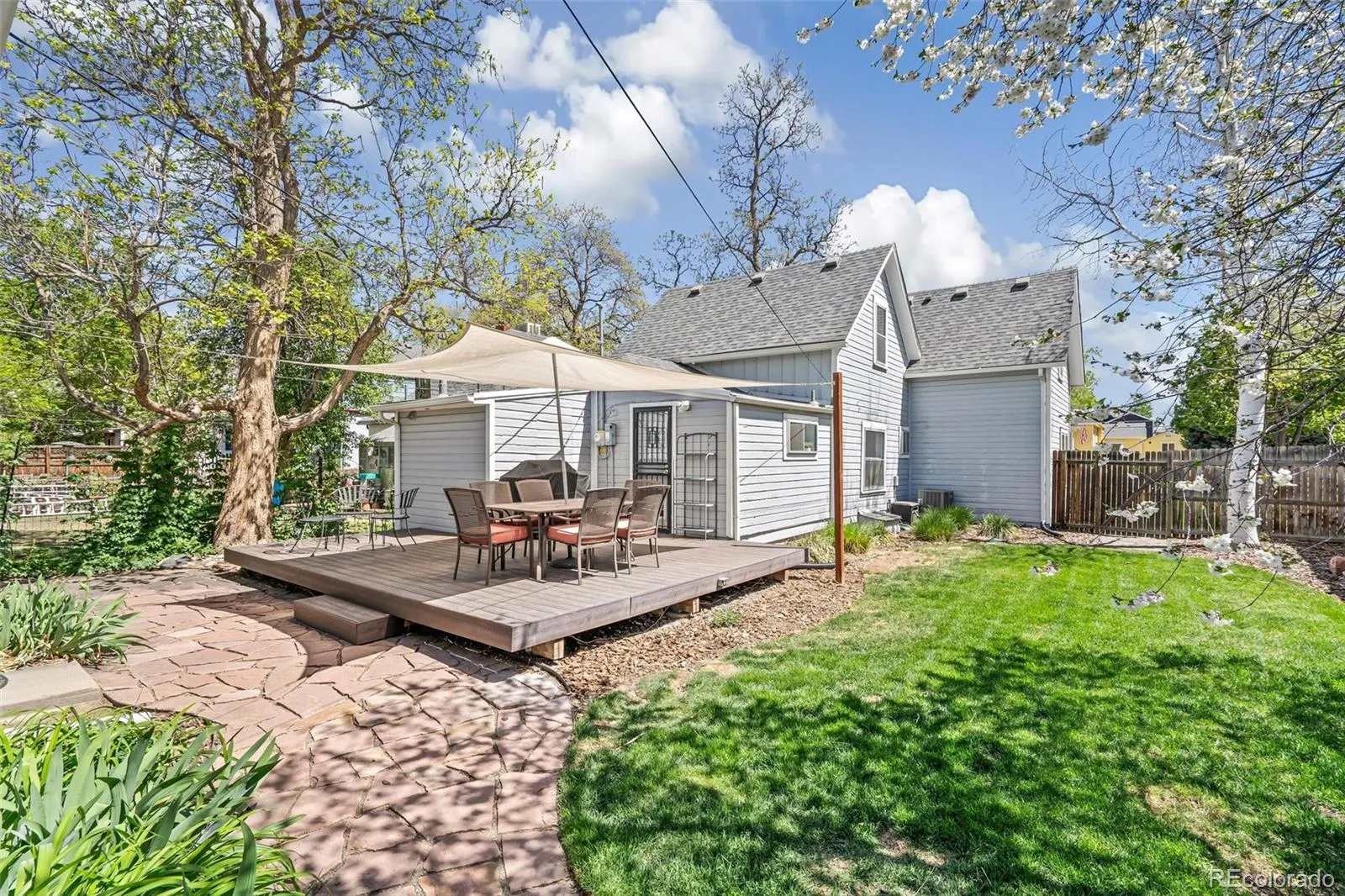 04172026213237 1600 34