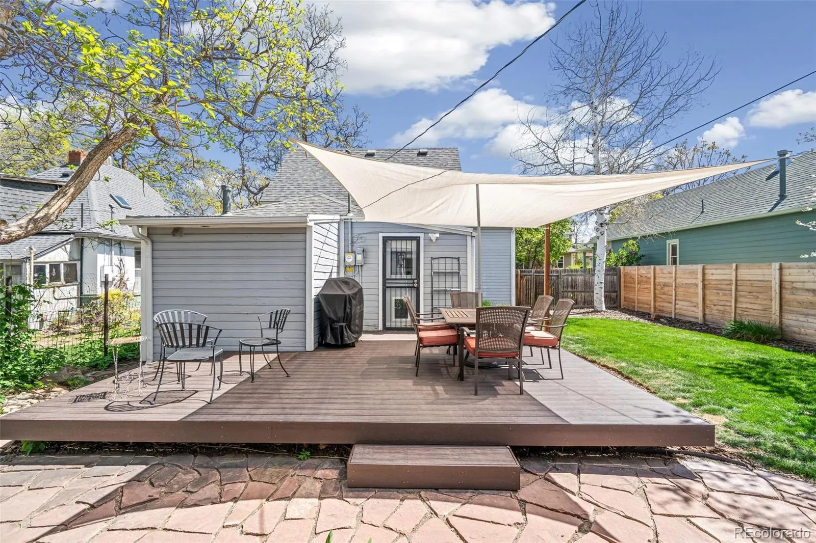 04172026213237 1600 35