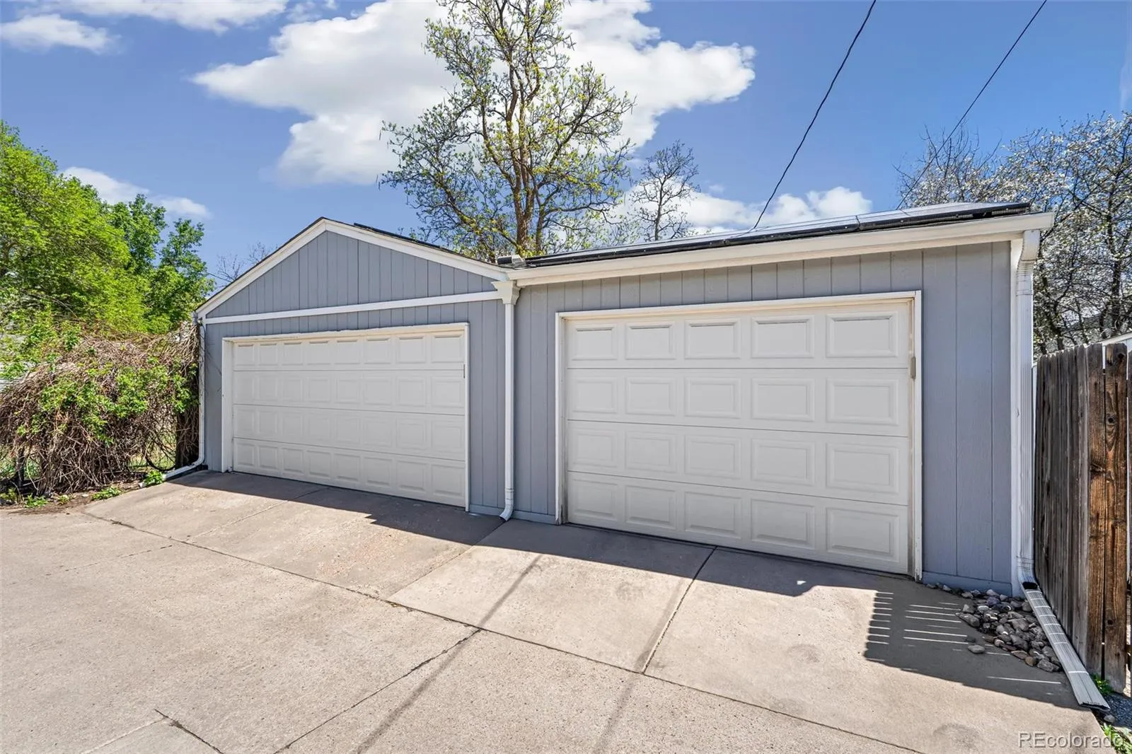 04172026213237 1600 37