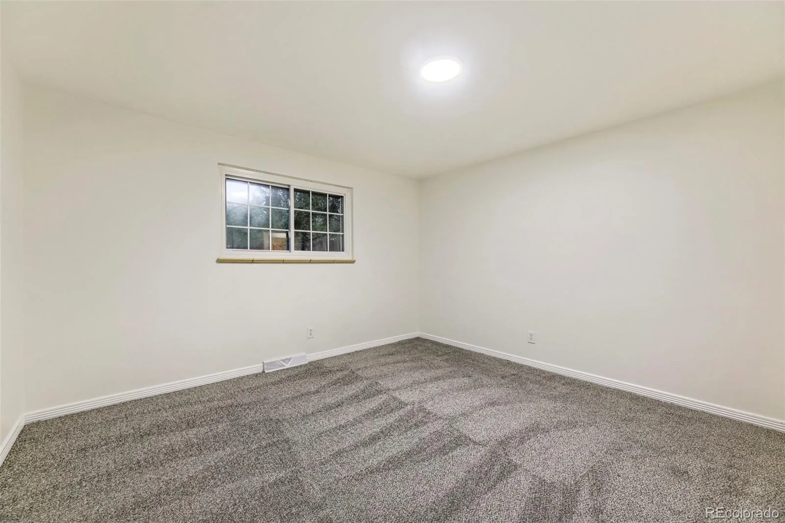 907 Newton Street Denver CO 80204 | MLS #REC5018732 08212026005209 1600 20