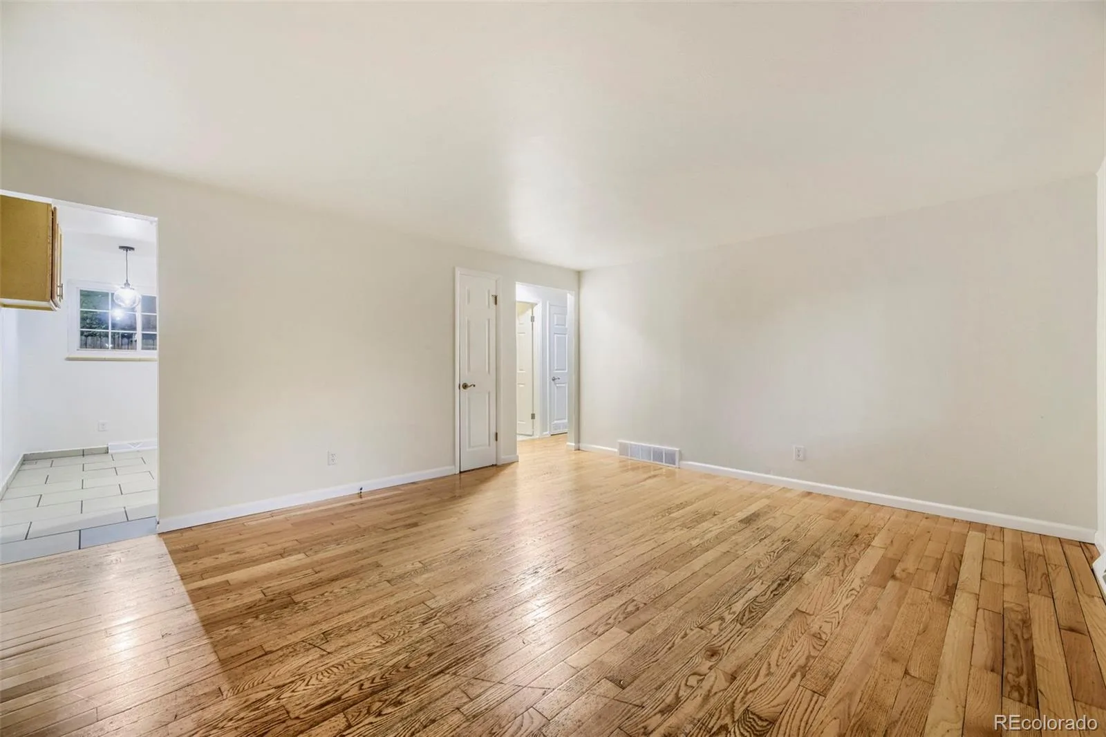 907 Newton Street Denver CO 80204 | MLS #REC5018732 08212026005209 1600 7
