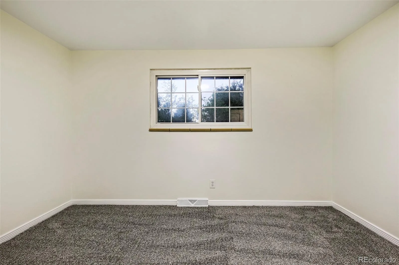 907 Newton Street Denver CO 80204 | MLS #REC5018732 08212026005209 1600 9