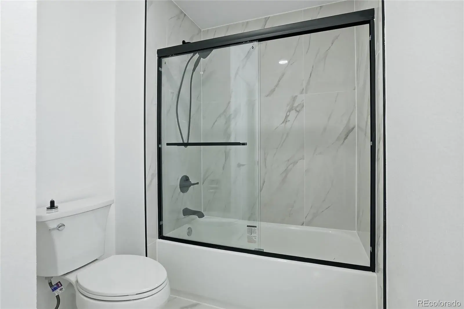 12102025201754 1600 27