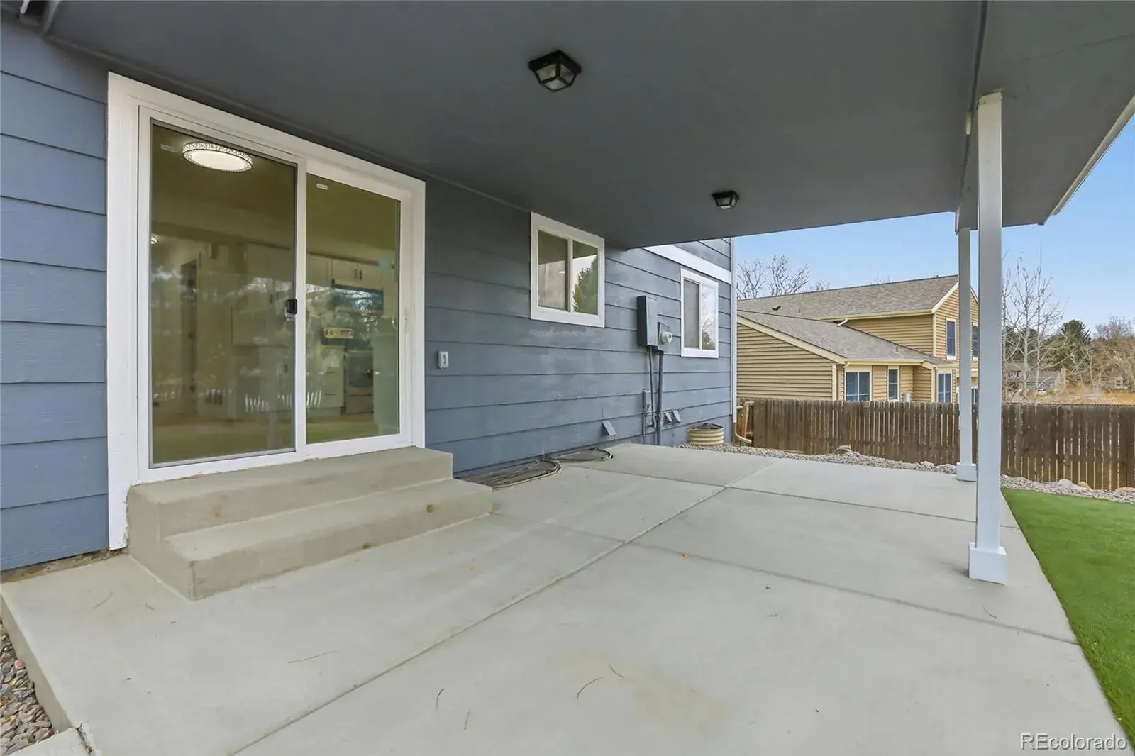 12102025201754 1600 46