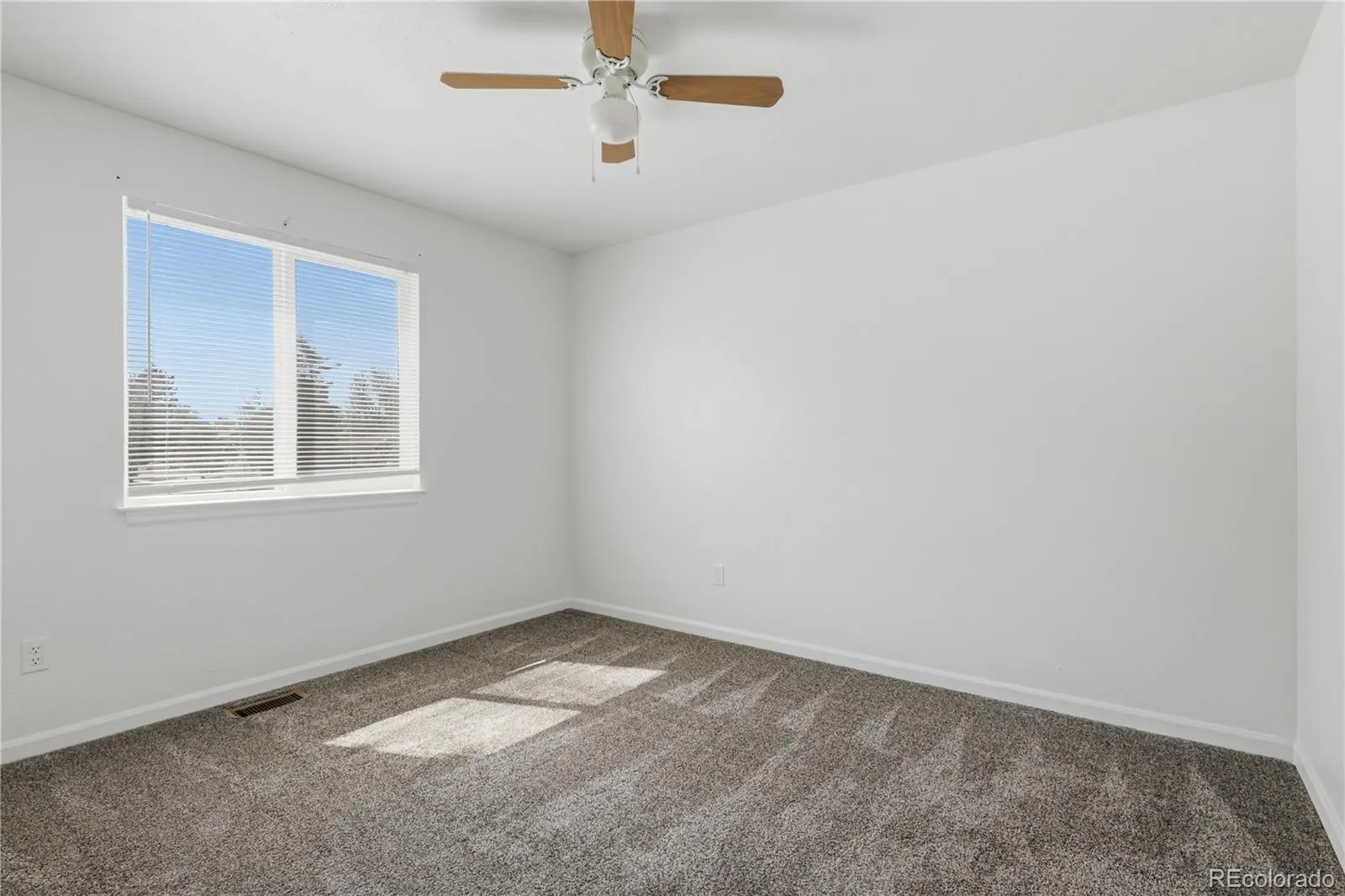 2479 Tulip Street Longmont CO 80501 MLS #REC5020225 05132026224219 1600 16