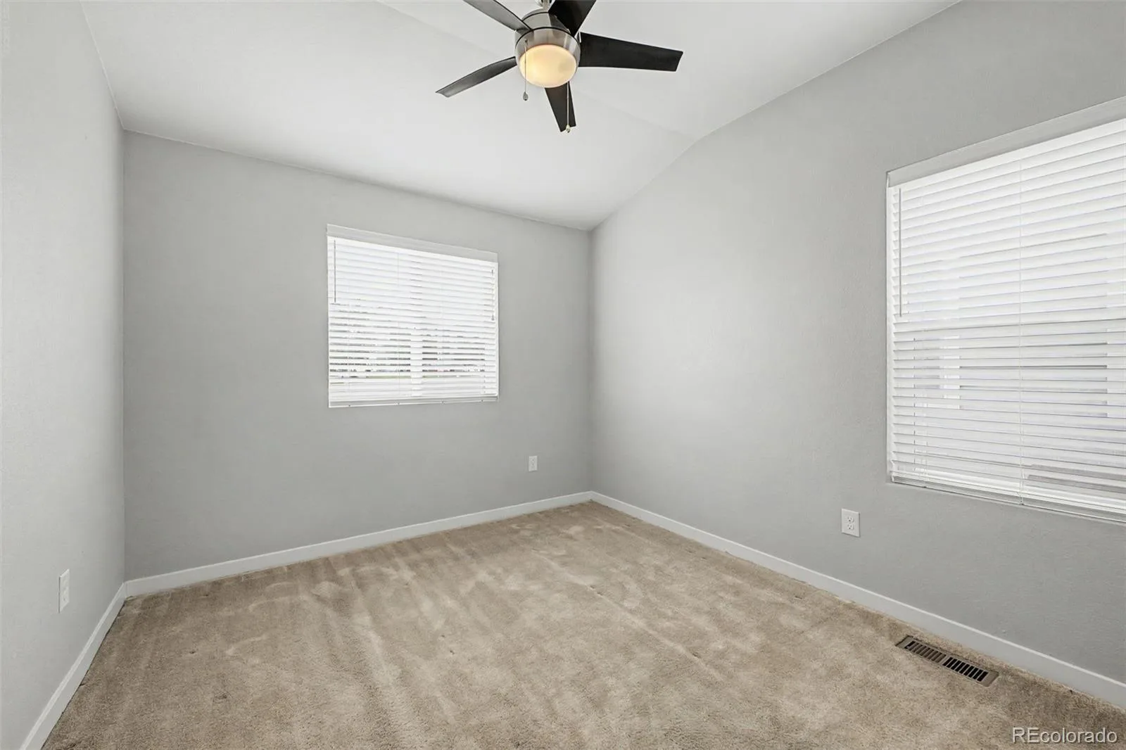 9729 Albion Lane Denver CO 80229 | MLS #REC5022522 06302026073730 1600 21