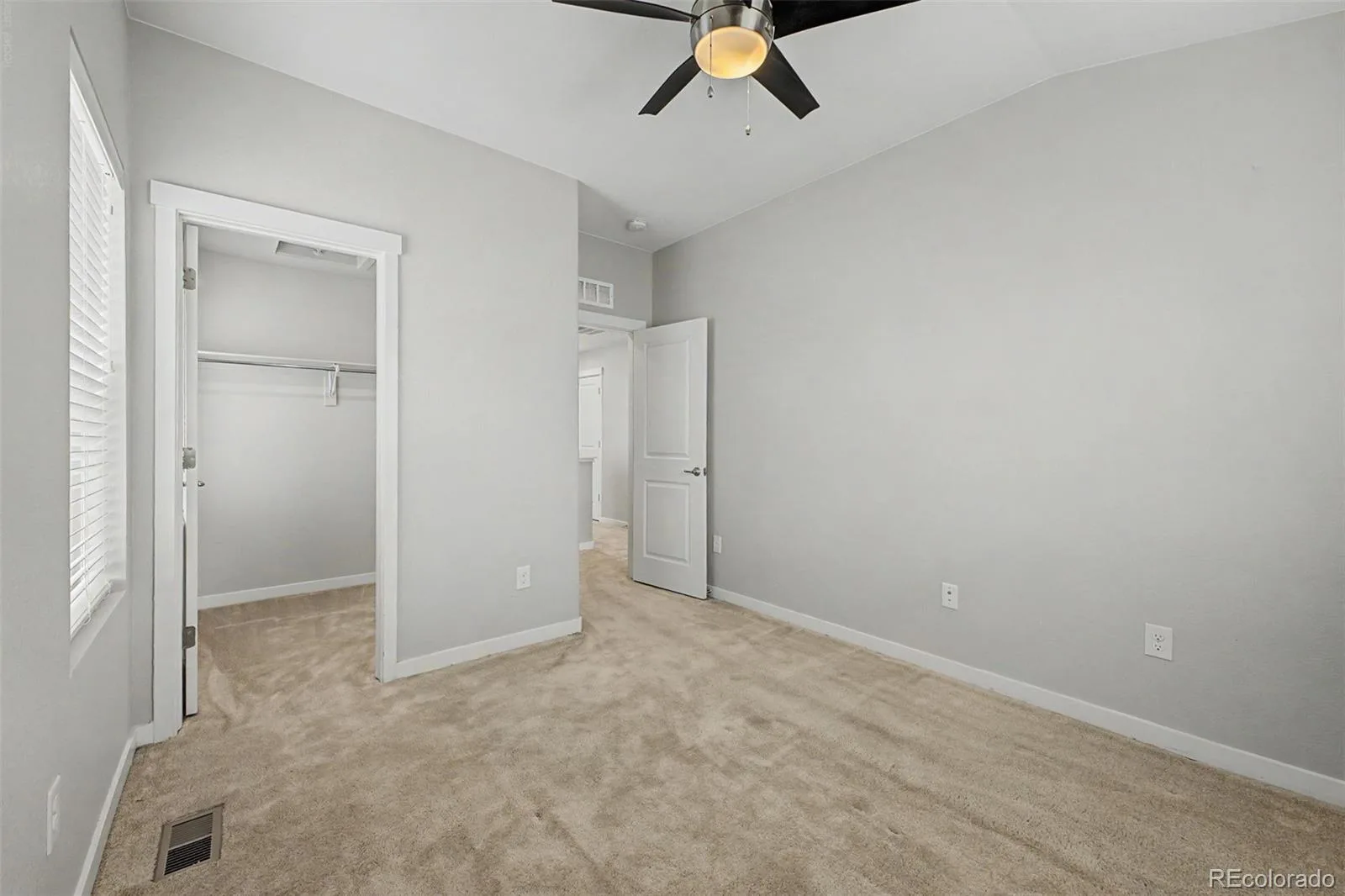 9729 Albion Lane Denver CO 80229 | MLS #REC5022522 06302026073730 1600 22