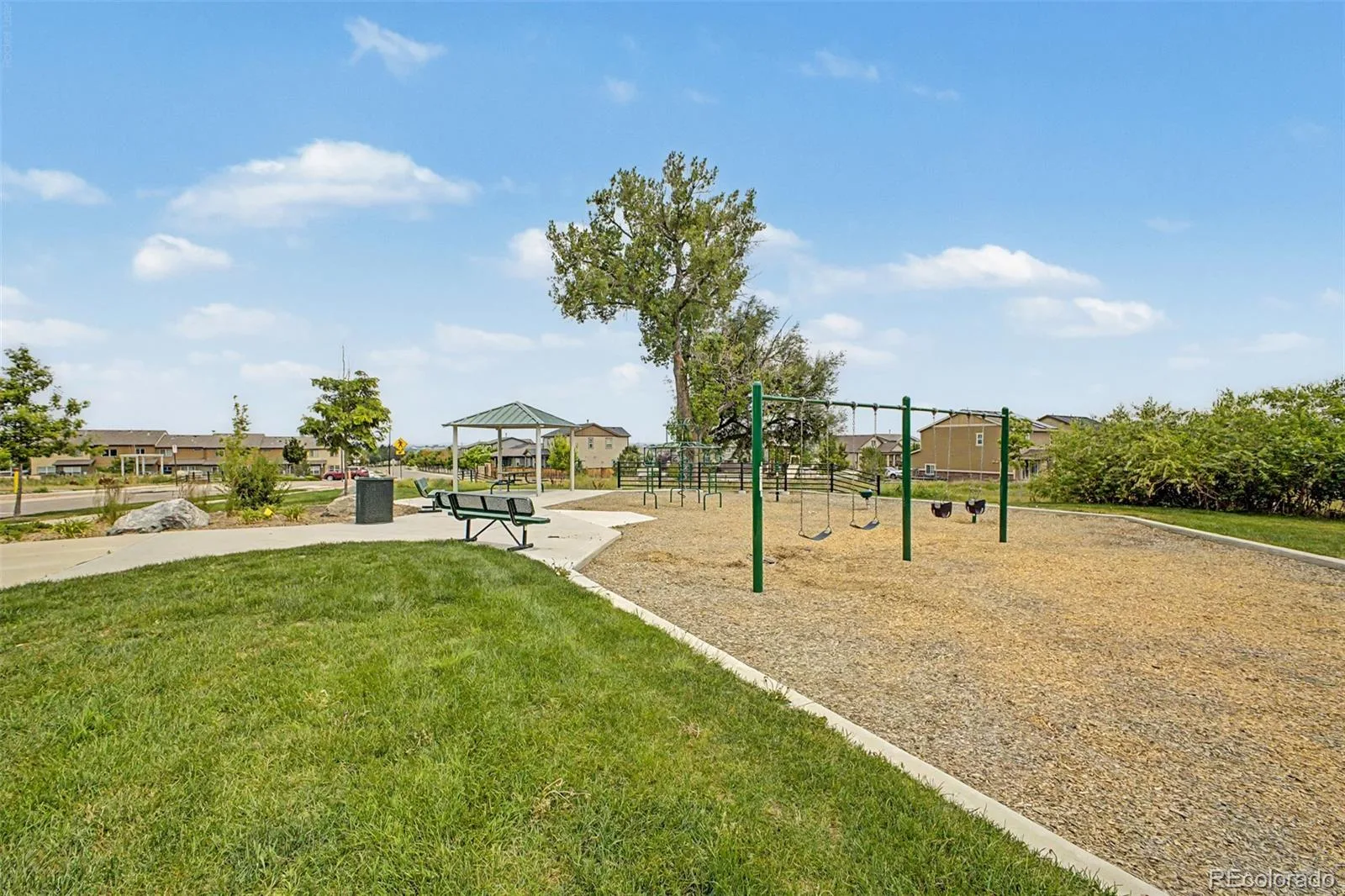 9729 Albion Lane Denver CO 80229 | MLS #REC5022522 06302026073730 1600 31