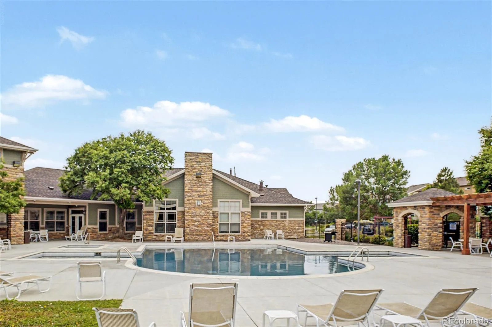 9729 Albion Lane Denver CO 80229 | MLS #REC5022522 06302026073730 1600 33