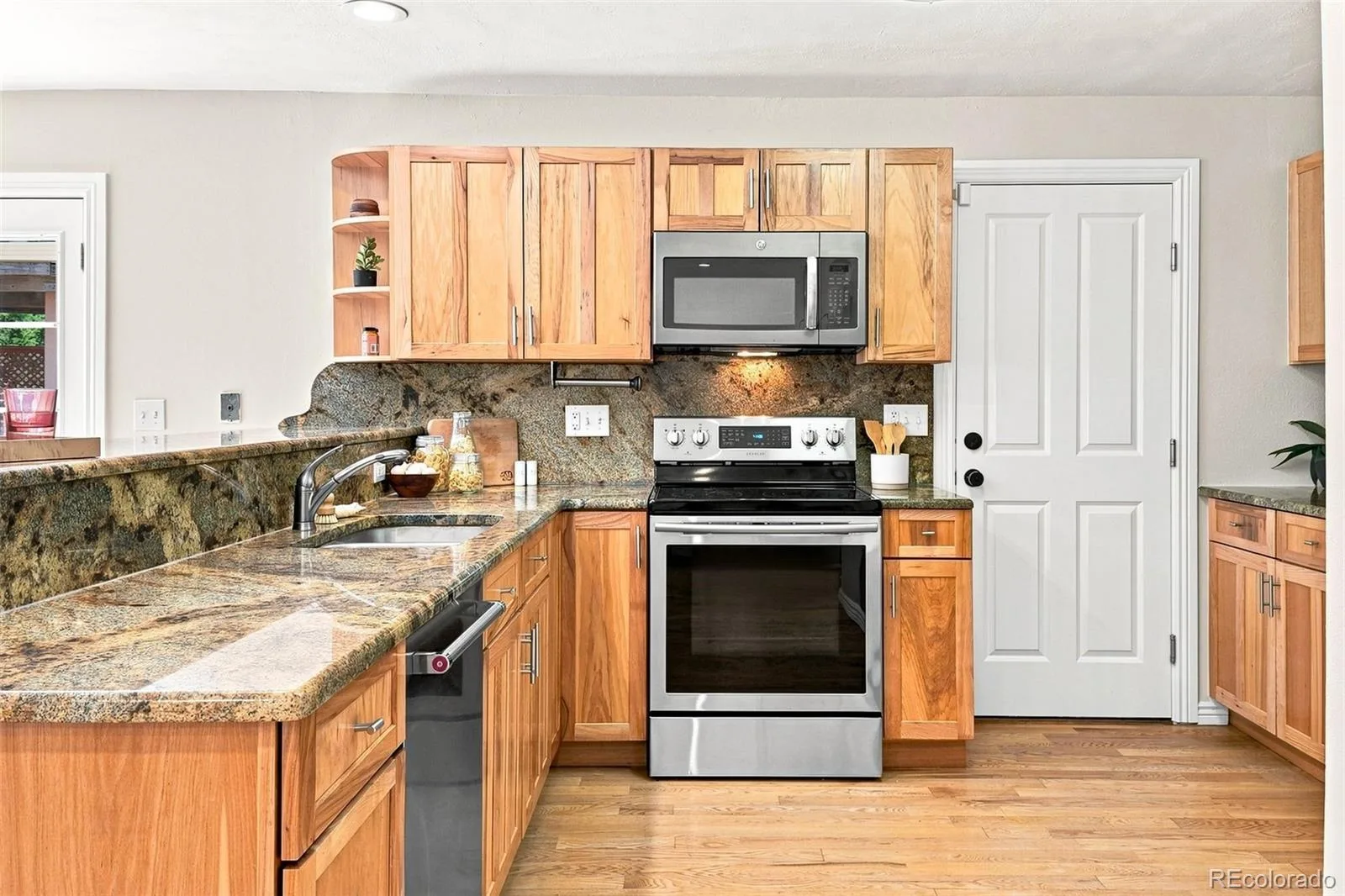 15839 E Arkansas Drive Aurora CO 80017 | MLS #REC5022748 08192026225411 1600 15