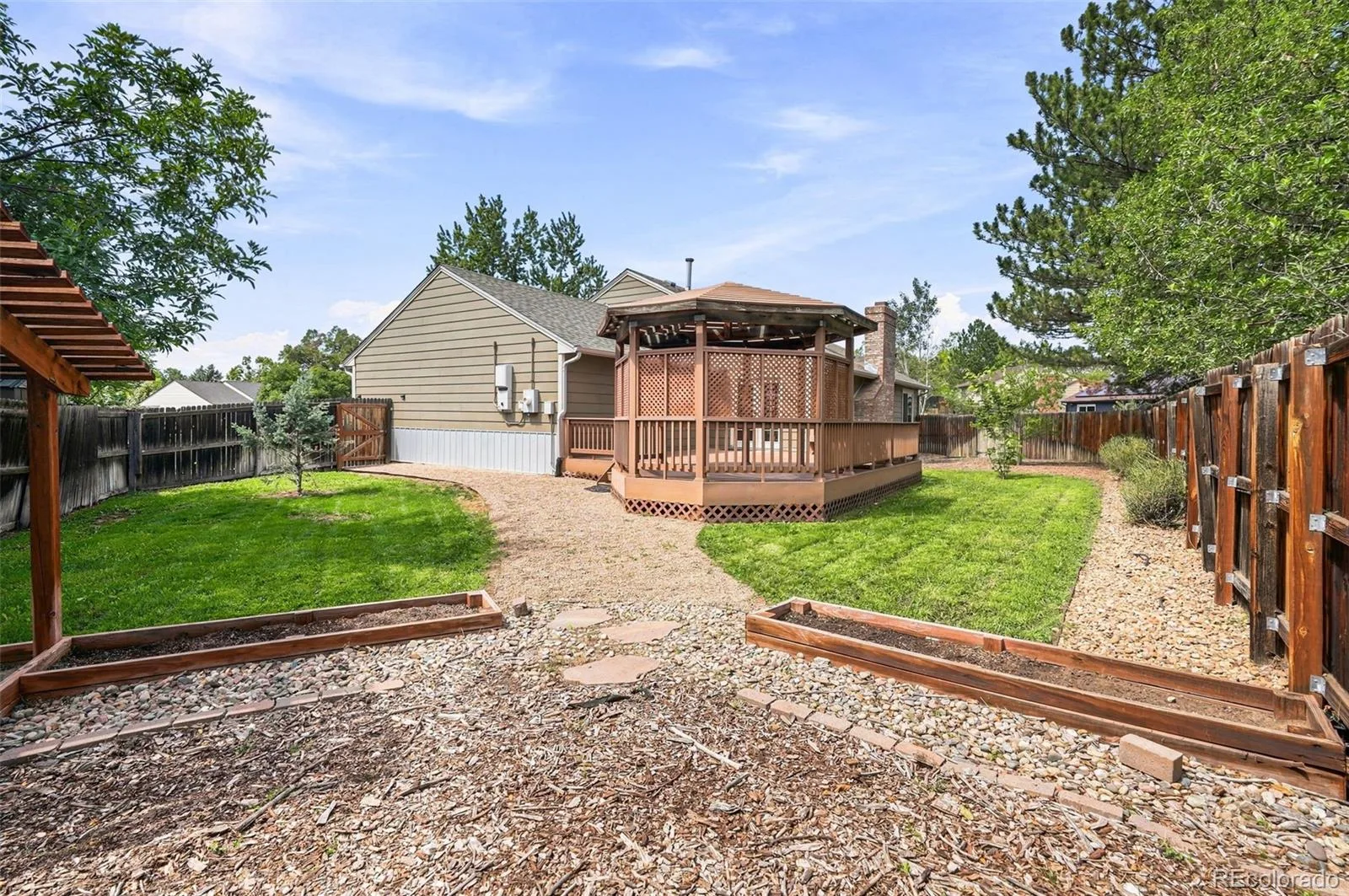 15839 E Arkansas Drive Aurora CO 80017 | MLS #REC5022748 08192026225411 1600 44