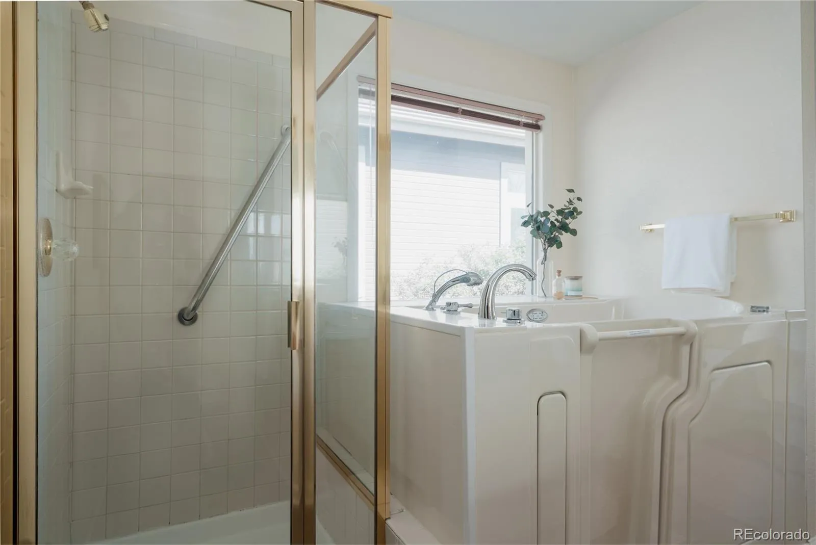 04072026205708 1600 21