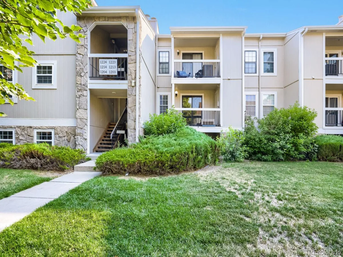 5565 W 76th Avenue #1213 Arvada CO 80003 | MLS #REC5025281 07152026075350 1200 1