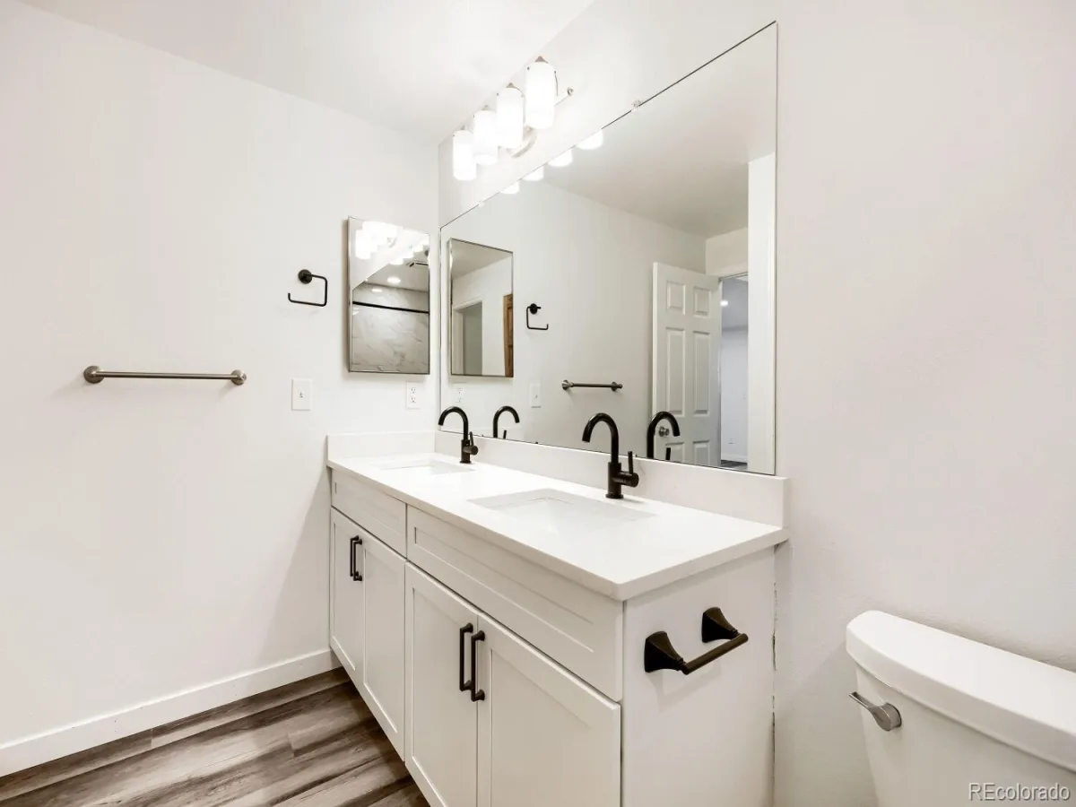 5565 W 76th Avenue #1213 Arvada CO 80003 | MLS #REC5025281 07152026075350 1200 14