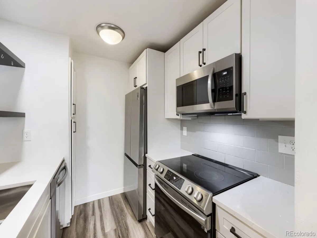 5565 W 76th Avenue #1213 Arvada CO 80003 | MLS #REC5025281 07152026075350 1200 8
