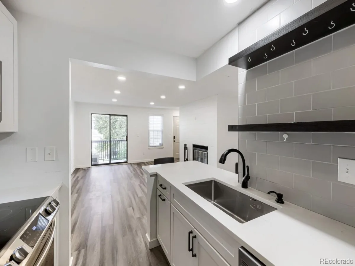 5565 W 76th Avenue #1213 Arvada CO 80003 | MLS #REC5025281 07152026075350 1200 9