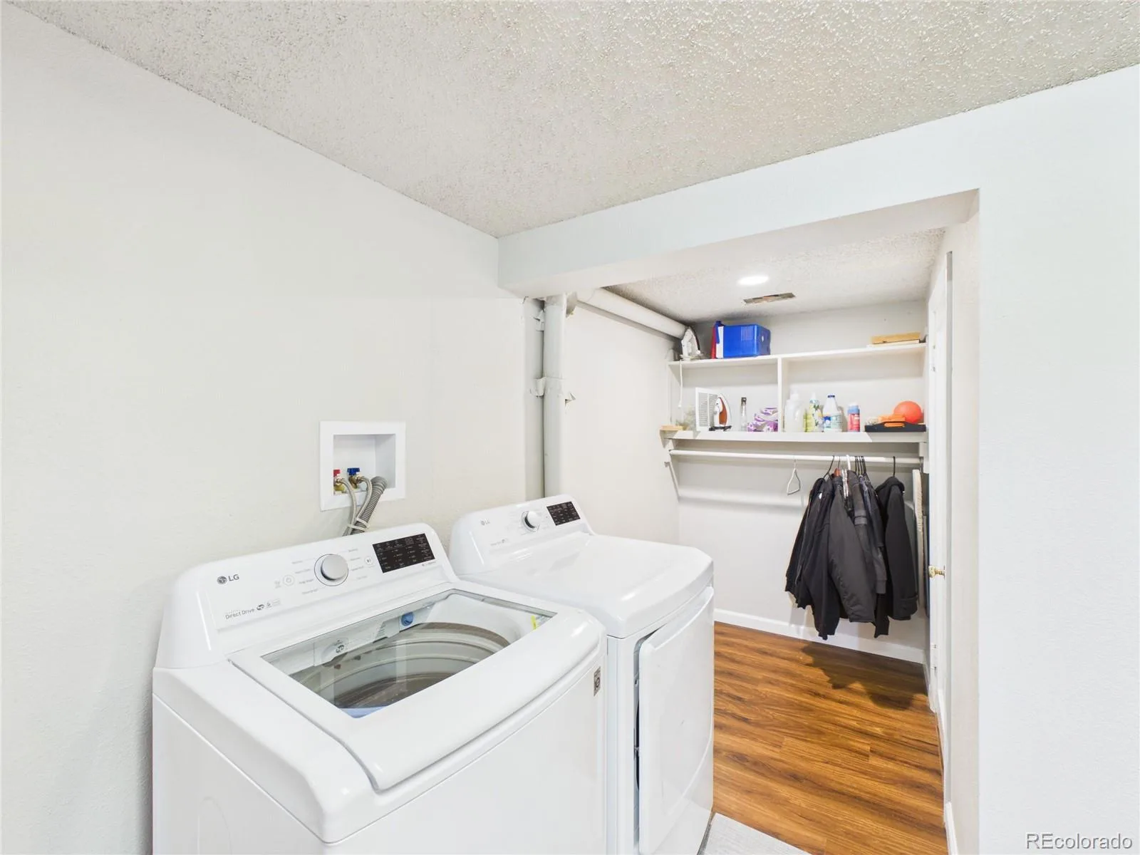 480 S Newland Street Lakewood CO 80226 MLS #REC5025312 06272026222926 1600 12