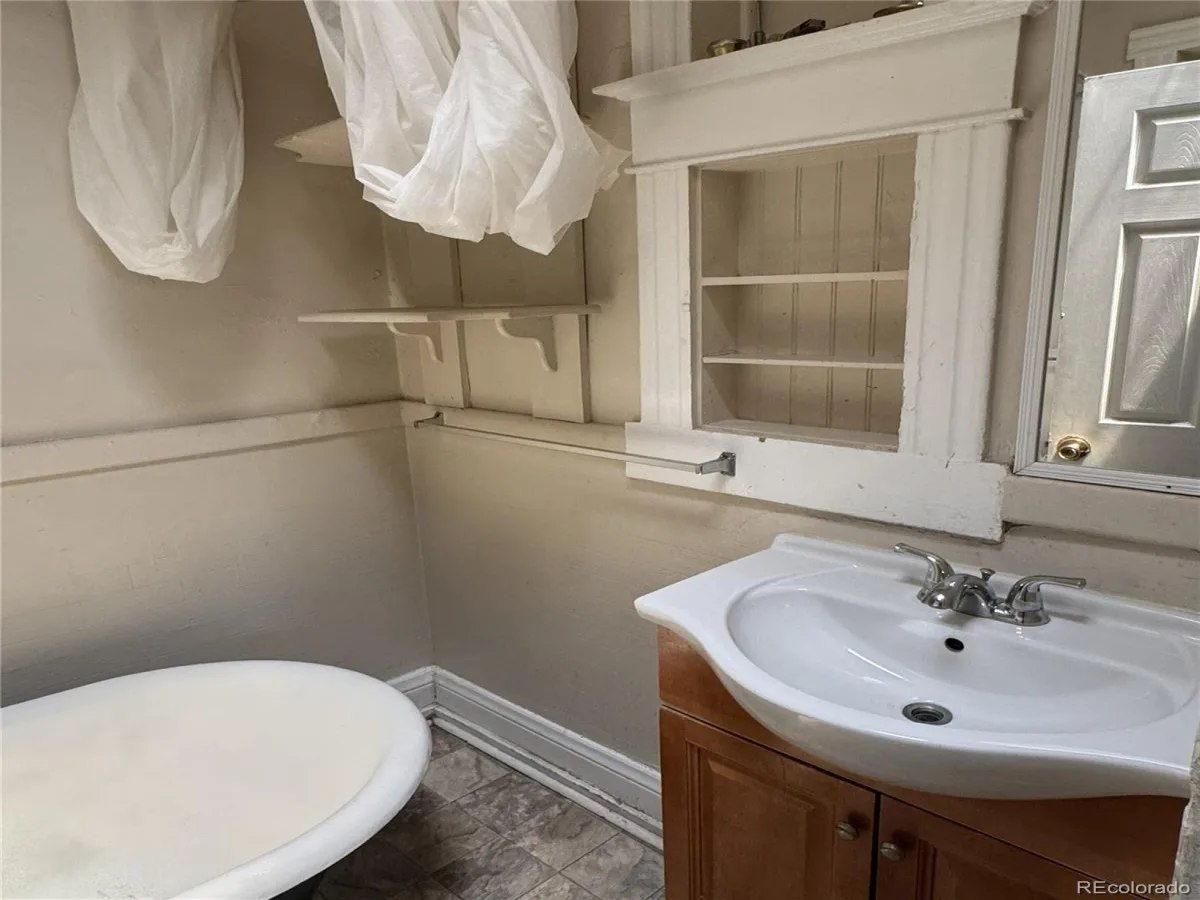 831 and 833 S Lincoln Street Denver CO 80209 MLS #REC5029787 06292026185448 1200 13