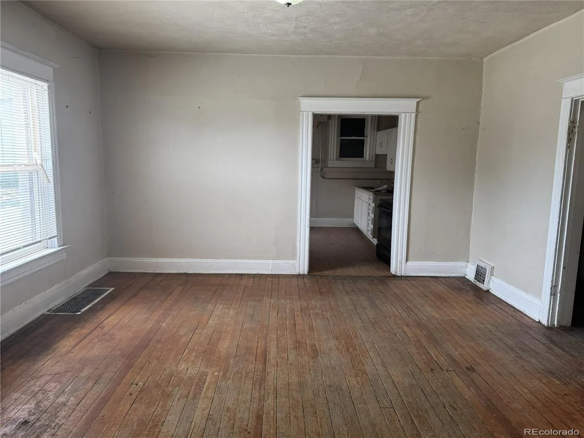 831 and 833 S Lincoln Street Denver CO 80209 MLS #REC5029787 06292026185448 1200 7