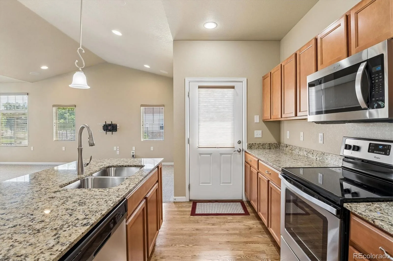 12611 Monroe Drive Thornton CO 80241 | MLS #REC5032723 06062026161518 1600 9