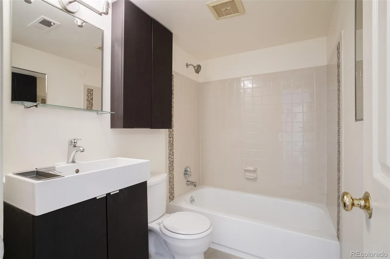 13843 E Lehigh Avenue #C Aurora CO 80014 MLS #REC5033554 06102026210849 1600 24