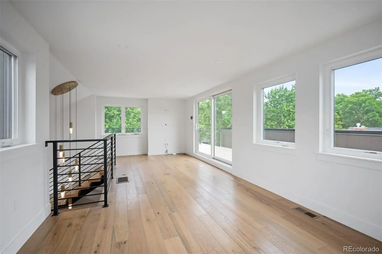 08072025005041 1600 30