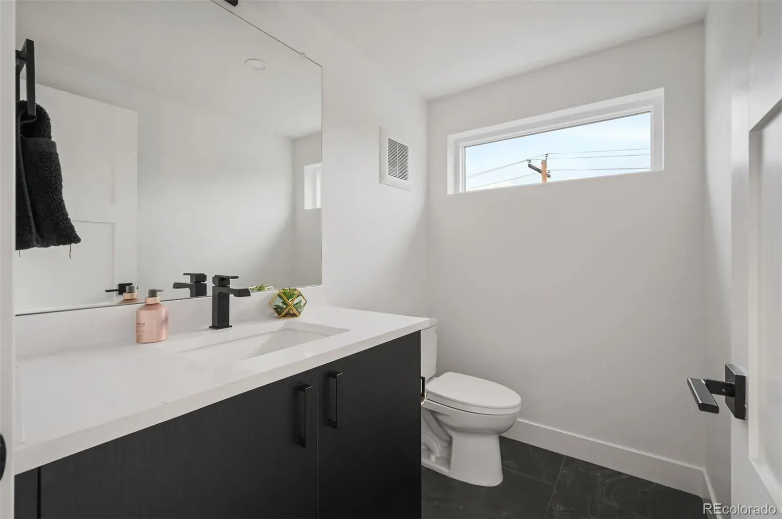 08072025005041 1600 32