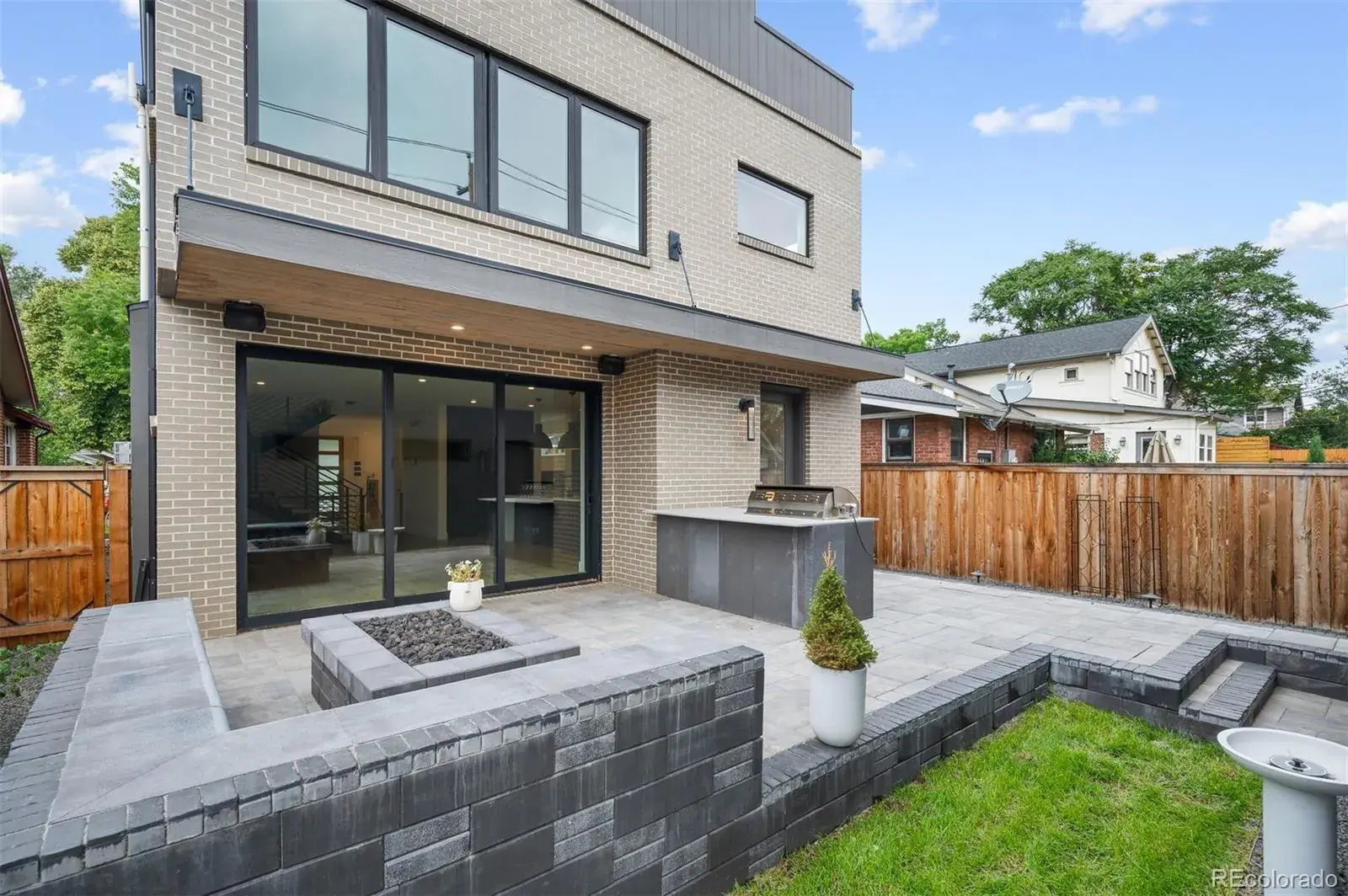 08072025005041 1600 40