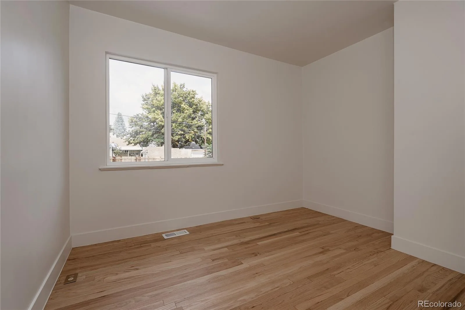 2795 W 39th Avenue Denver CO 80211 | MLS #REC5034589 10012026155901 1600 23