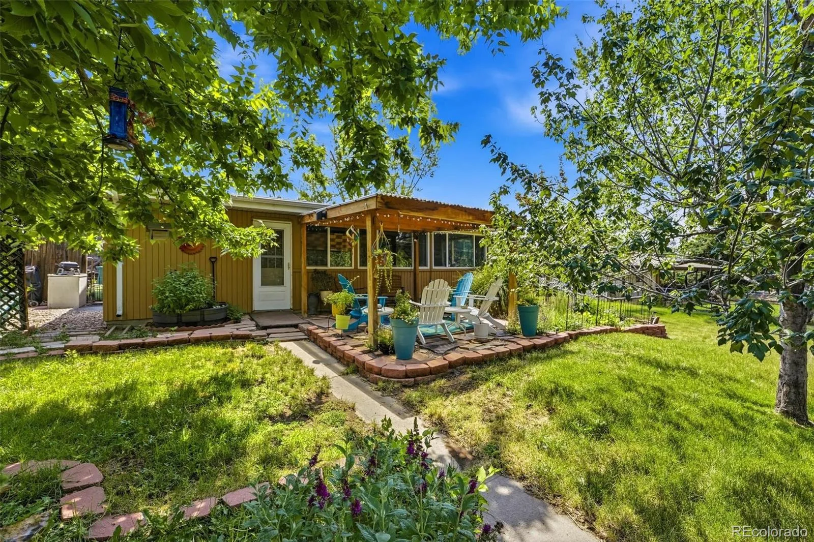 2927 S Stuart Street Denver CO 80236 | MLS #REC5035741 08072026203056 1600 40