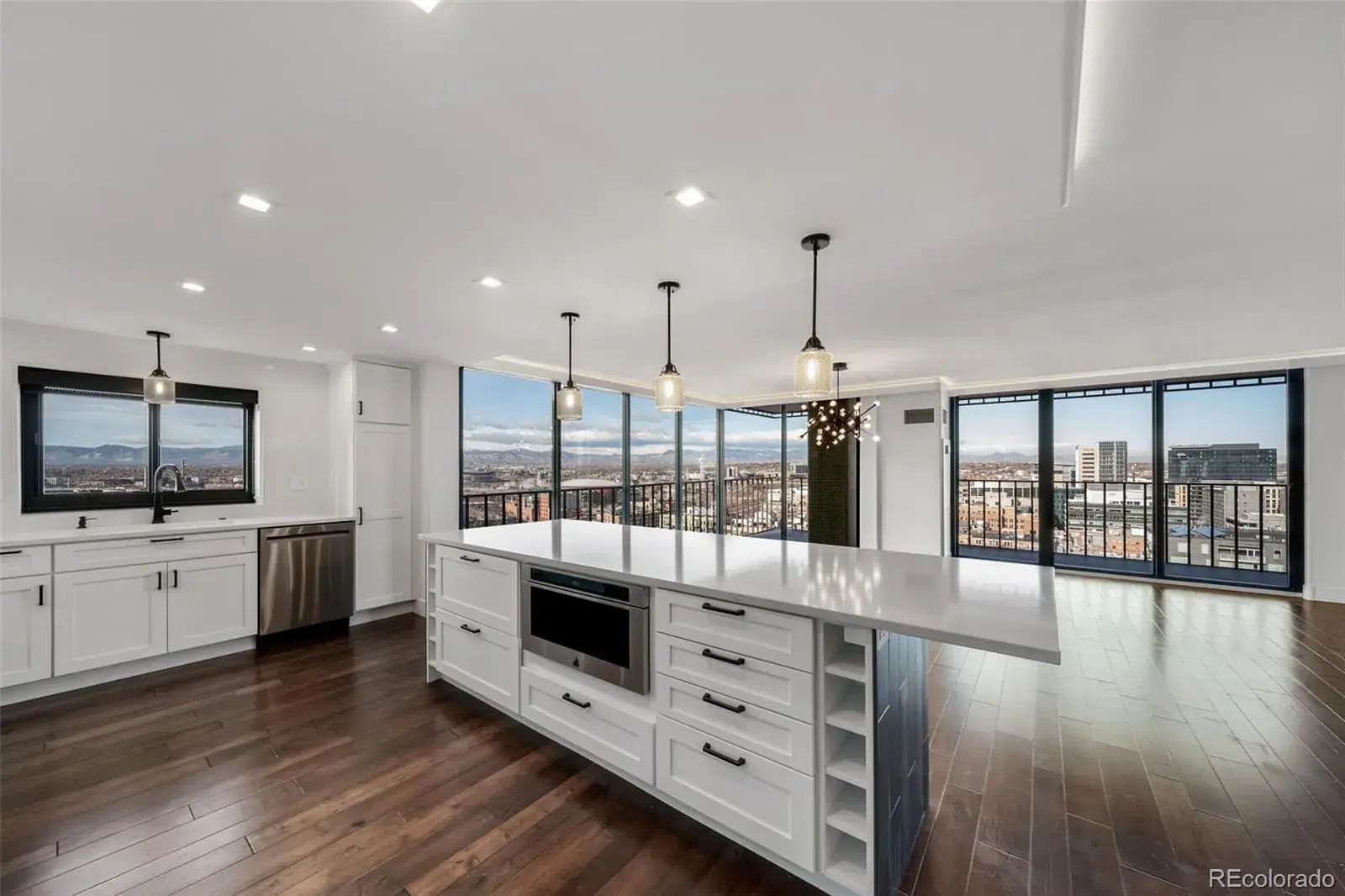 12132025035141 1600 12