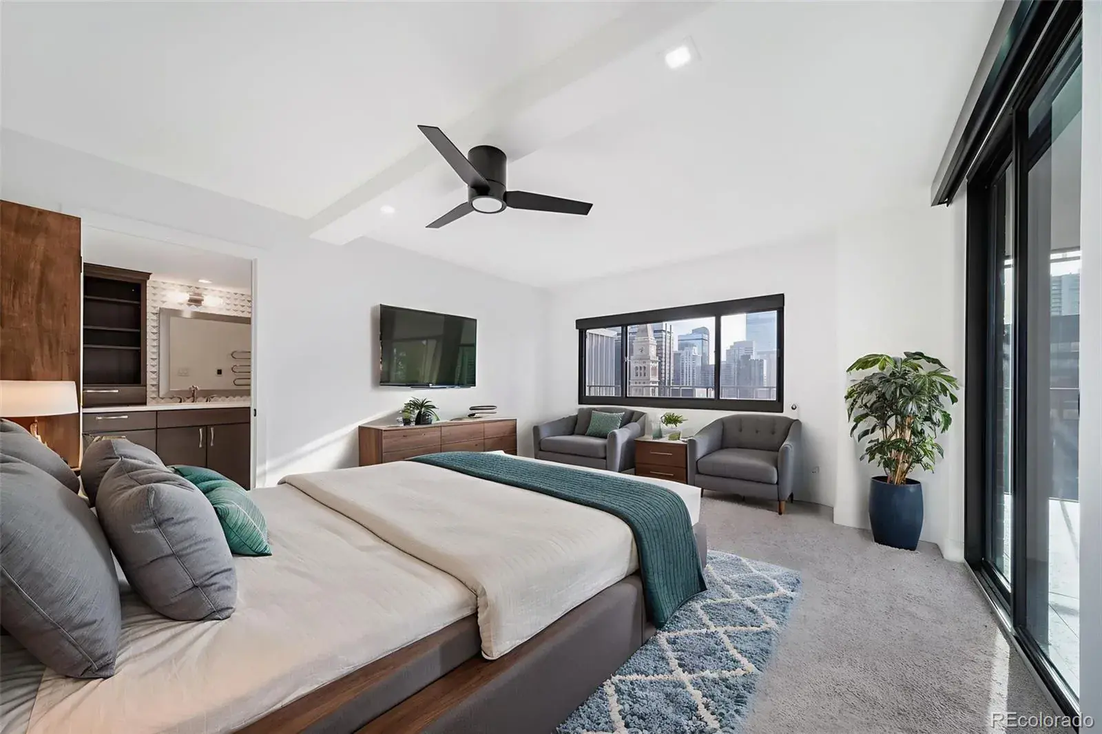 12132025035141 1600 23