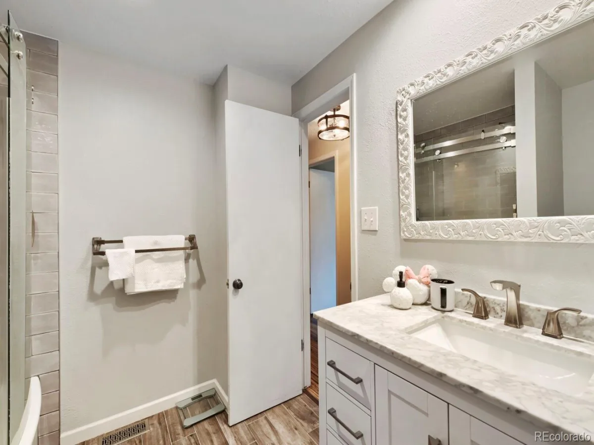 10080 W Warren Drive Lakewood CO 80227 | MLS #REC5037397 08262026191819 1200 20
