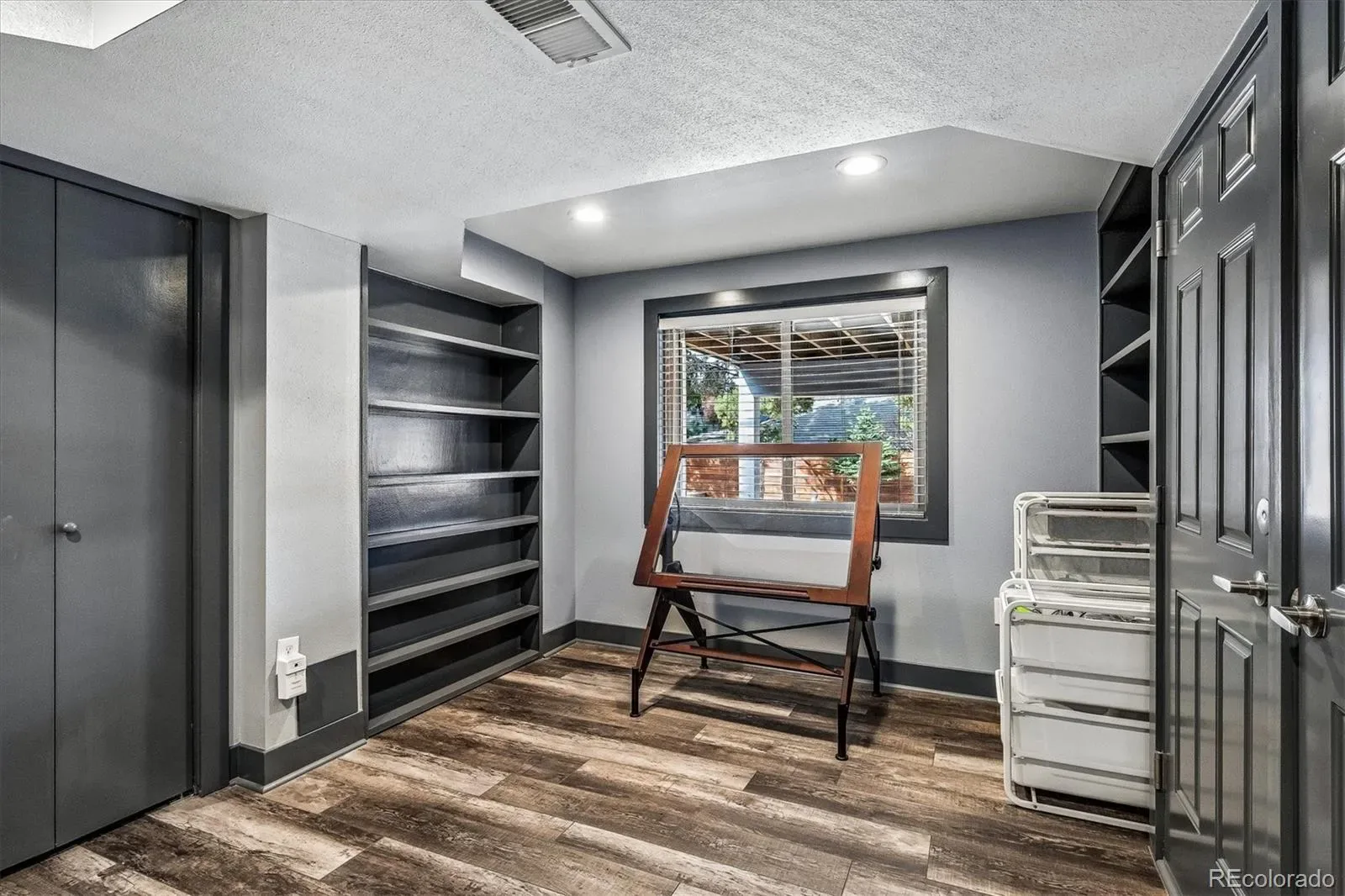 03312026221200 1600 30