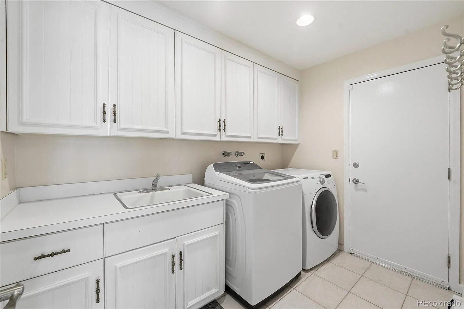 5875 S Goldsmith Place Greenwood Village CO 80111 | MLS #REC5037883 07052026181254 1600 19