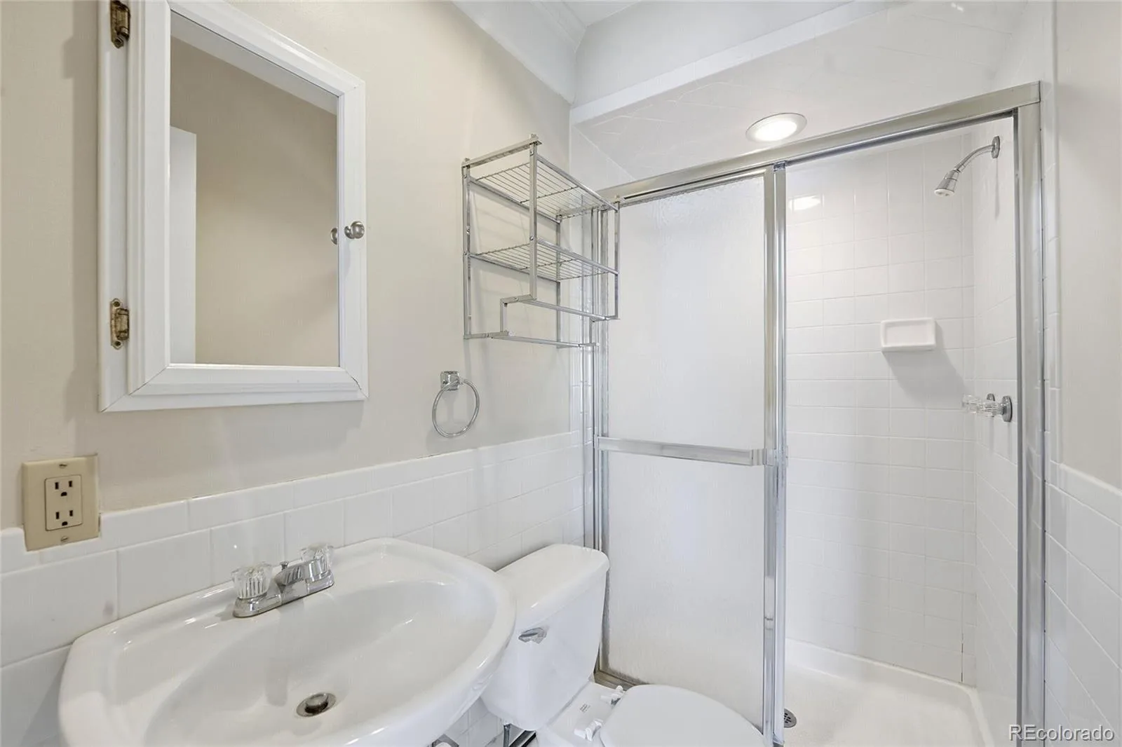 5875 S Goldsmith Place Greenwood Village CO 80111 | MLS #REC5037883 07052026181254 1600 26