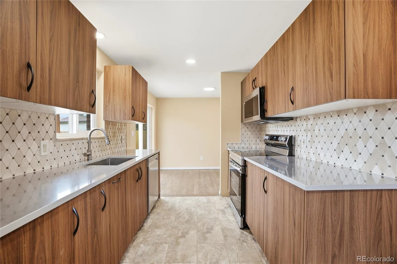 9260 Knox Court Westminster CO 80031 MLS #REC5038041 06122026073436 1600 13