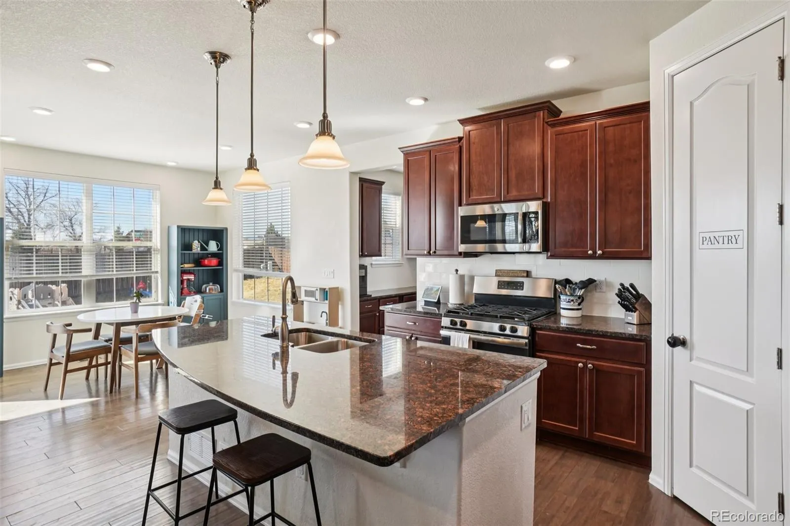 04152026224208 1600 10