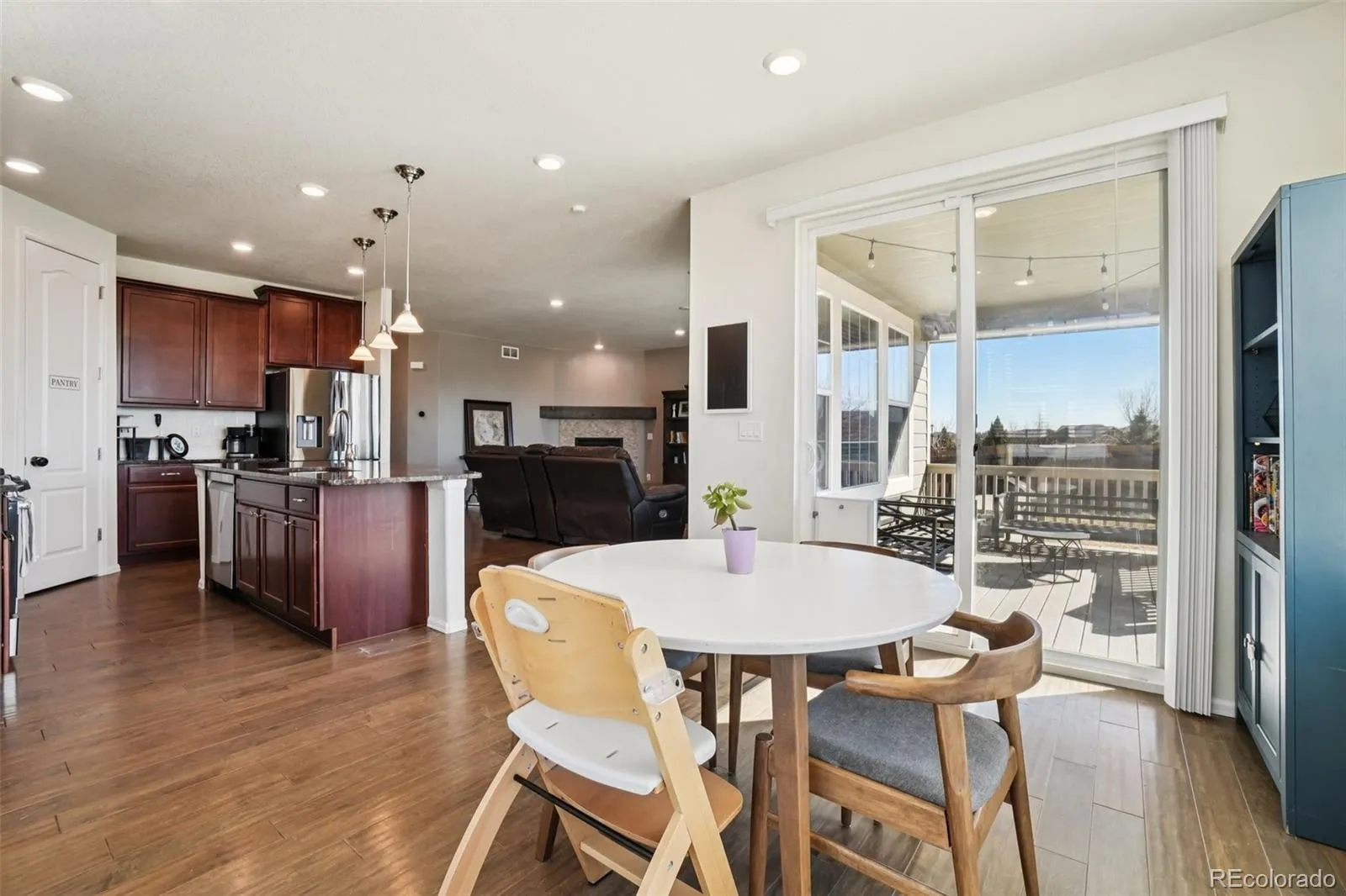 04152026224208 1600 12