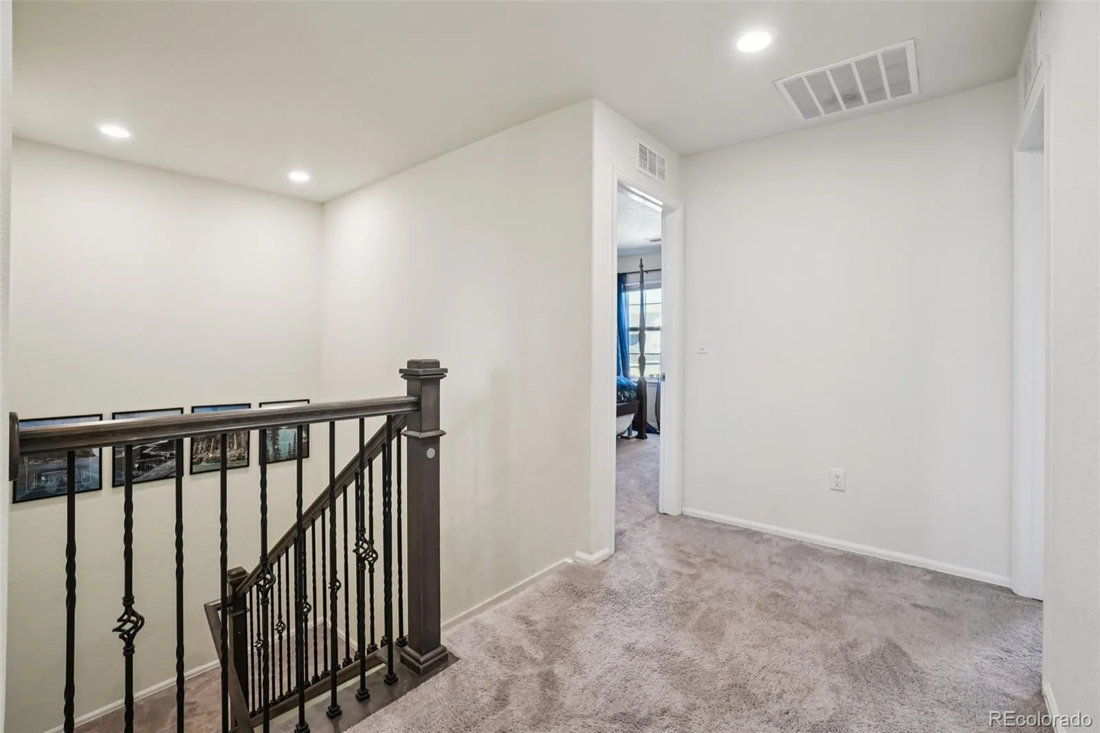 04152026224208 1600 16