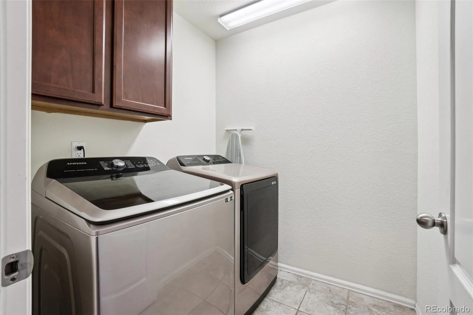 04152026224208 1600 32