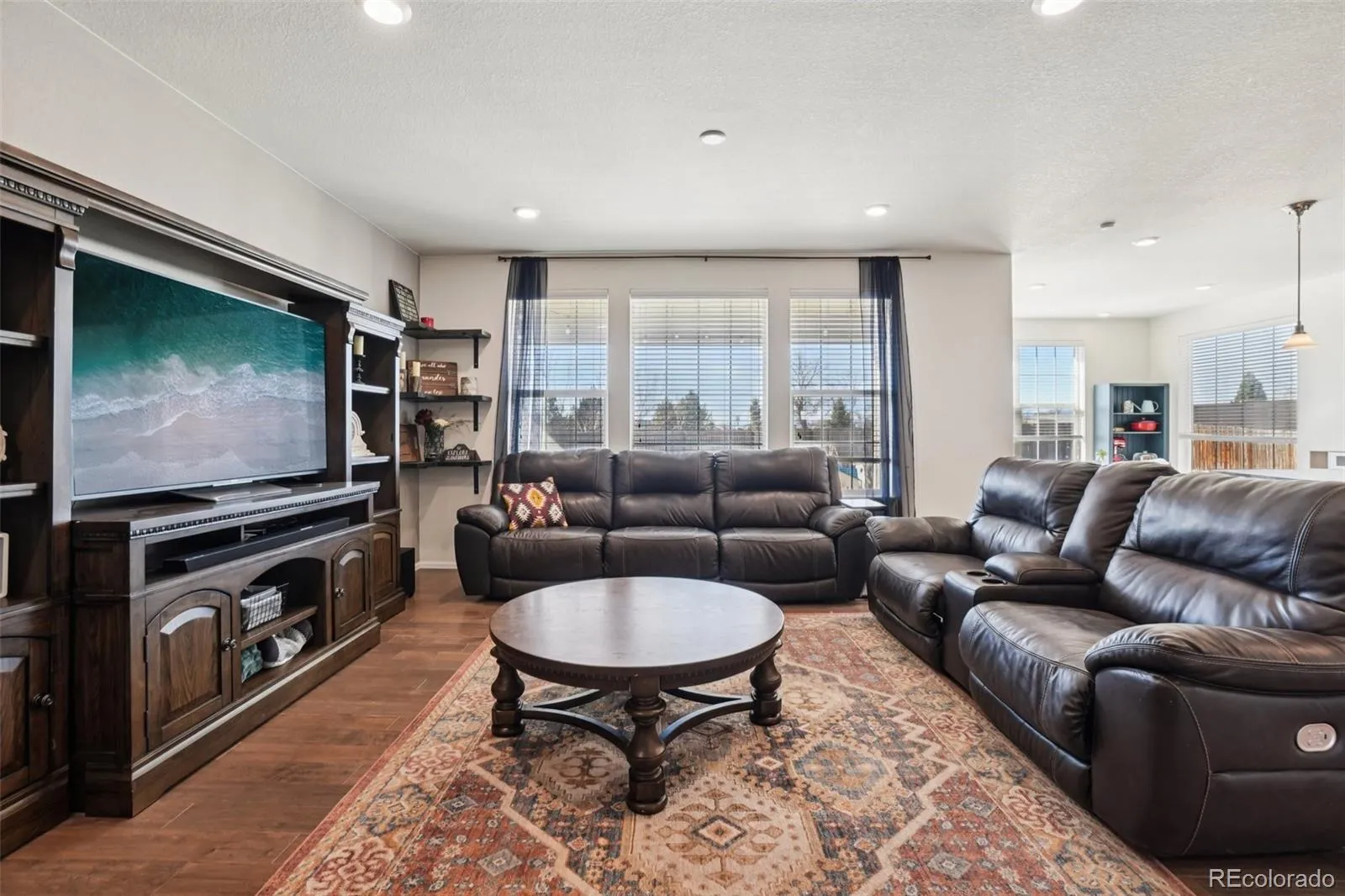 04152026224208 1600 6