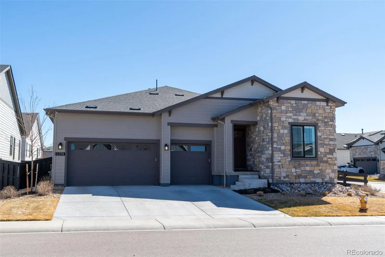 11374 Autumn Moon Street Littleton CO 80125 | MLS #REC5040977 03062026001824 1600 1