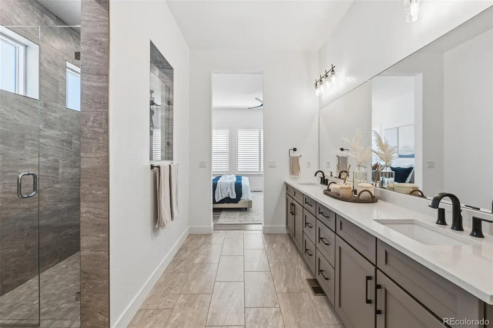 11374 Autumn Moon Street Littleton CO 80125 | MLS #REC5040977 03062026001824 1600 27