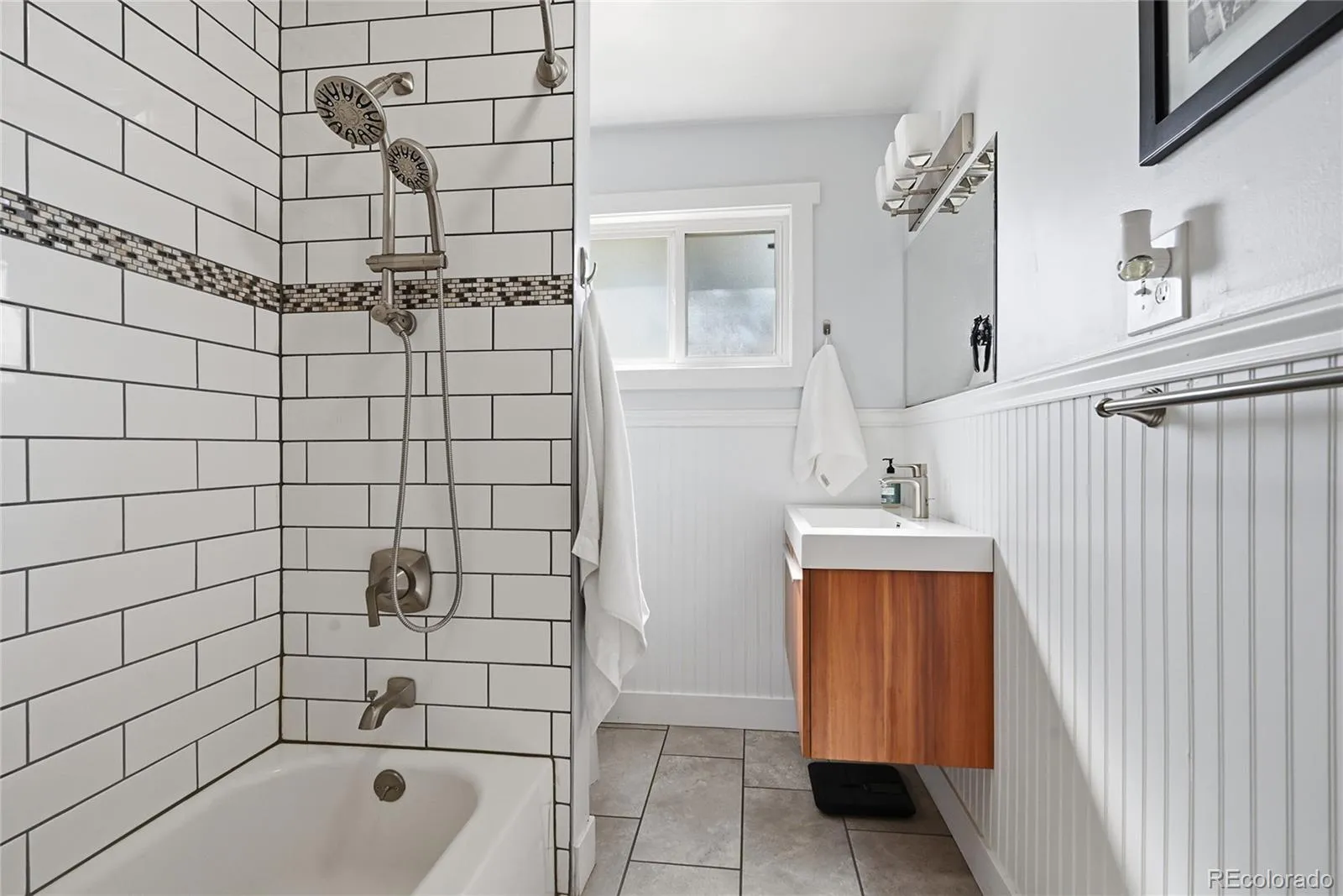 04202026222527 1600 23