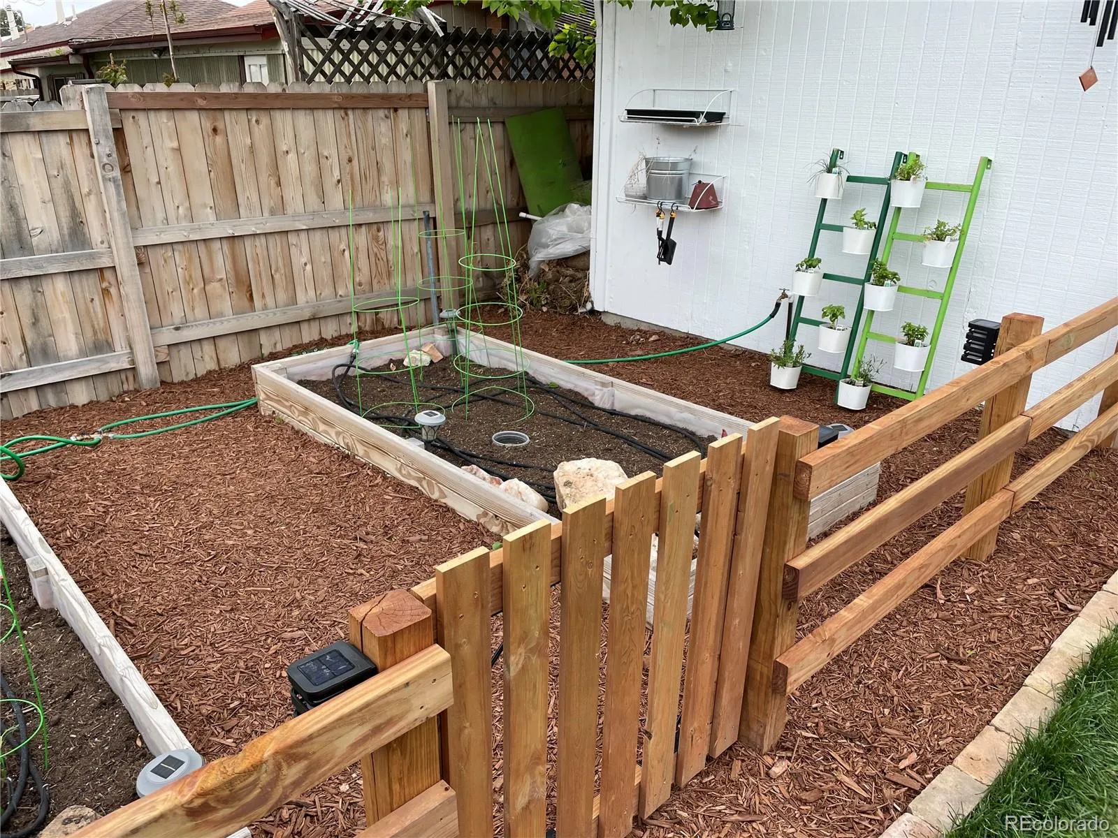 04202026222527 1600 37