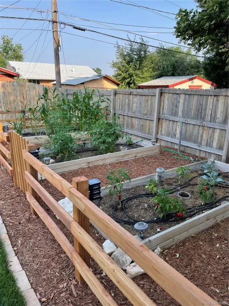 04202026222527 800 34